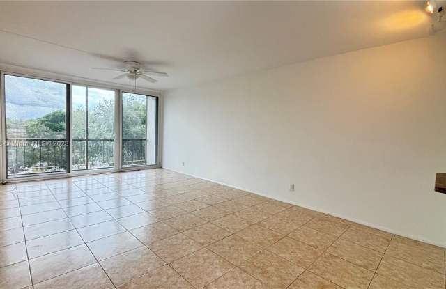 Photo of 4501 NE 21st Ave