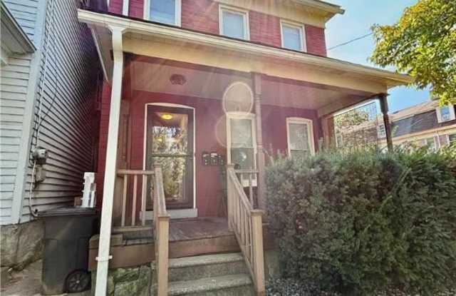 Photo of 77 Laurel Street