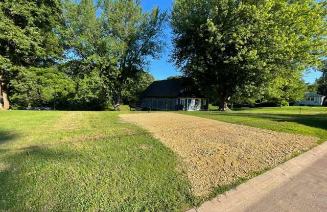 Photo of Older 2 bedroom house with a large yard