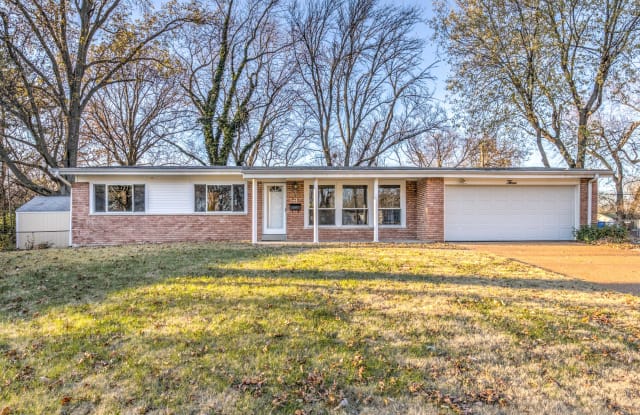 3 Pacer Court - 3 Pacer Court, Florissant, MO 63033