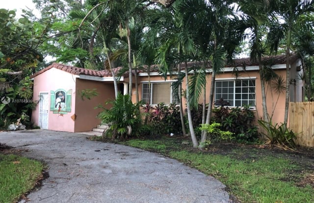 6029 SW 62nd Ave - 6029 Southwest 62nd Avenue, South Miami, FL 33143