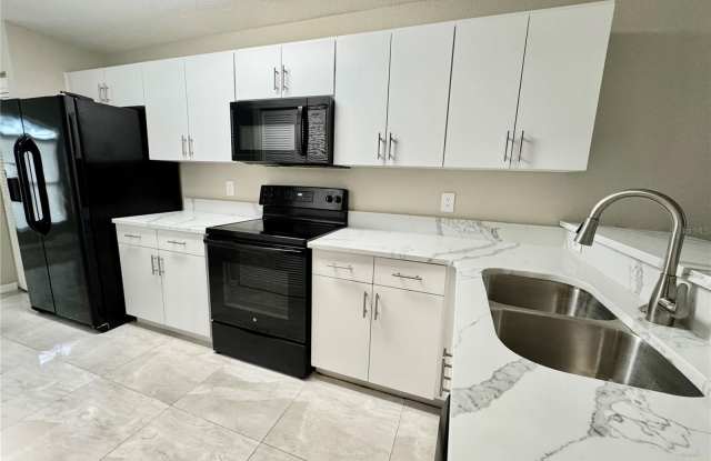 14922 PAR CLUB CIRCLE