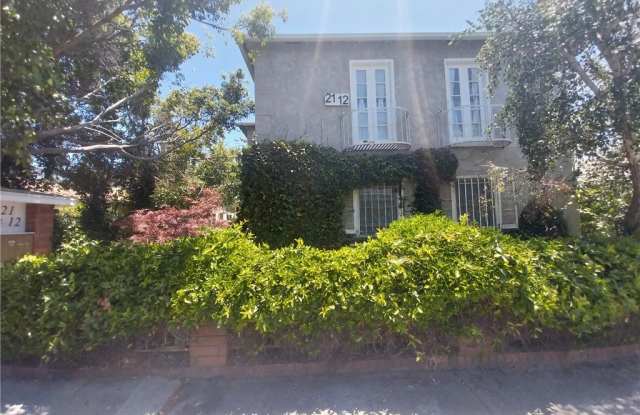 2112 Ocean Park Boulevard
