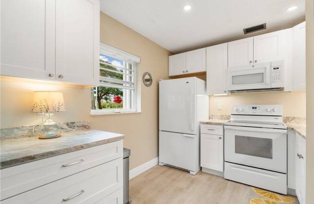 50 Woodland Drive unit: 102