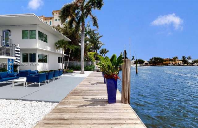 508 Hendricks Isle
