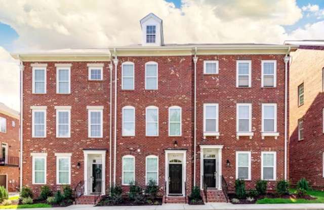 Beautiful Townhome in Charlotte
