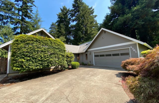 4261 Chapman Way - 4261 Chapman Way, Lake Oswego, OR 97035