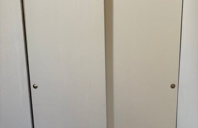 Great Condo in Great Area