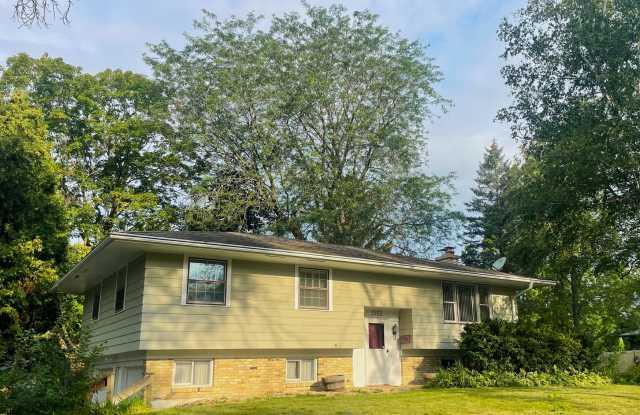 Photo of 1522 Cameron Drive