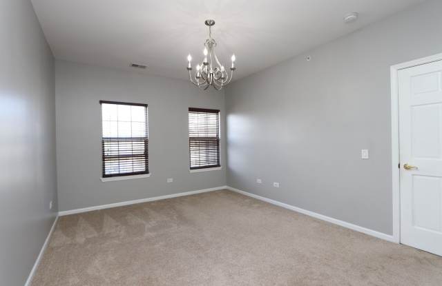 3333 STRATFORD Court