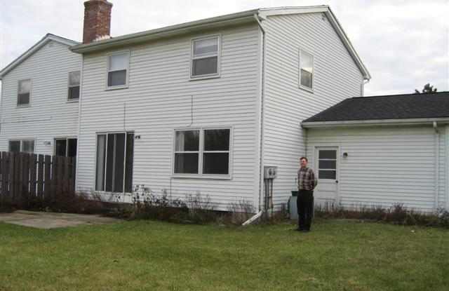 6224 Birch Row Drive