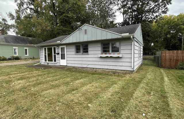 716 W NEBRASKA Avenue