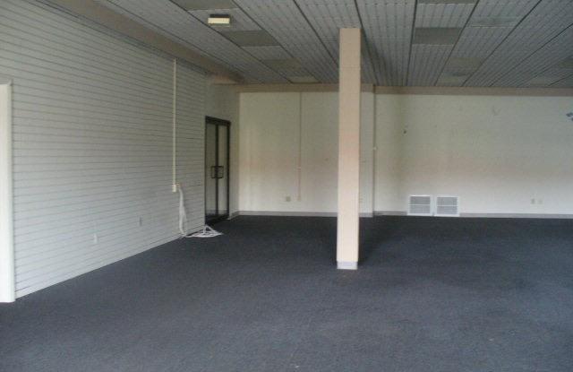 3245 Montgomery Highway