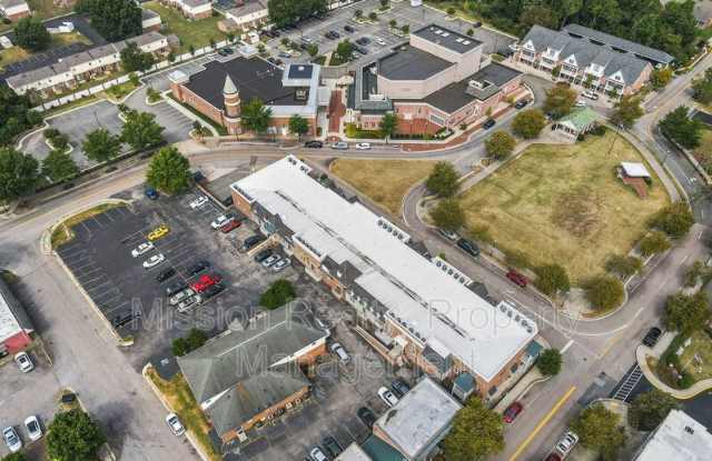 4307 Fountain Square Plaza