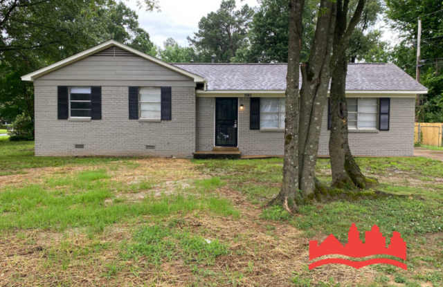 Photo of 1561 Winfield Ave