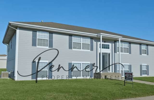 Photo of 132 N CREST DR