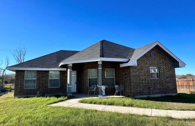 1601 Spirit Lane