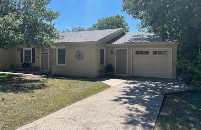 1142 Highland Avenue