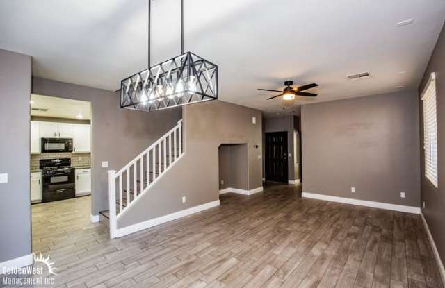 5401 Nickel Creek Trail