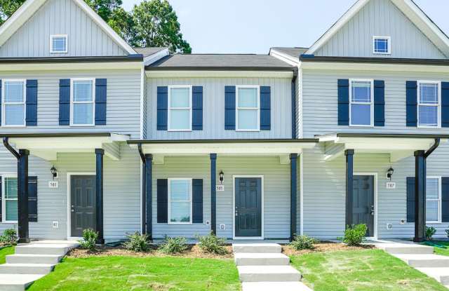 2 Bedroom Townhome-Close to Downtown Clayton!