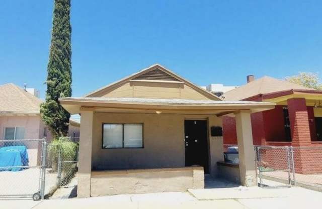 1305 E San Antonio Avenue