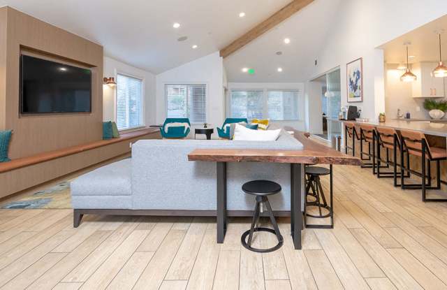 Bella Vista at Hilltop