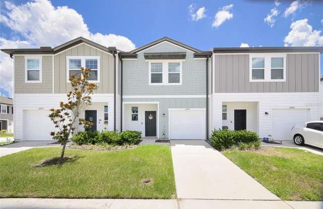 11822 THROTTLE PLACE