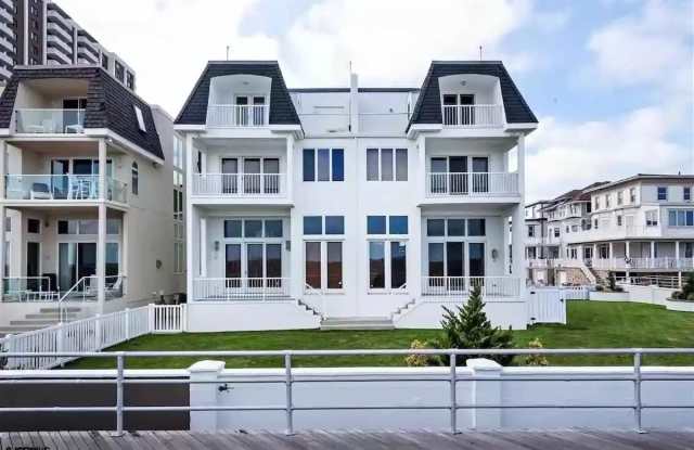 4501 Boardwalk