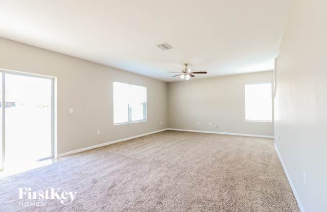 3816 Crystal Dew Street