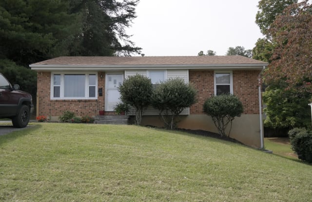 4154 Arlington Hills DR - 4154 Arlington Hills Drive, Cave Spring, VA 24018