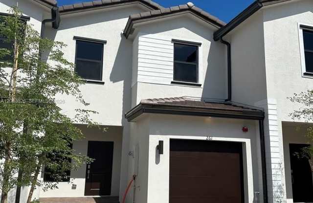 261 SW 159th Way