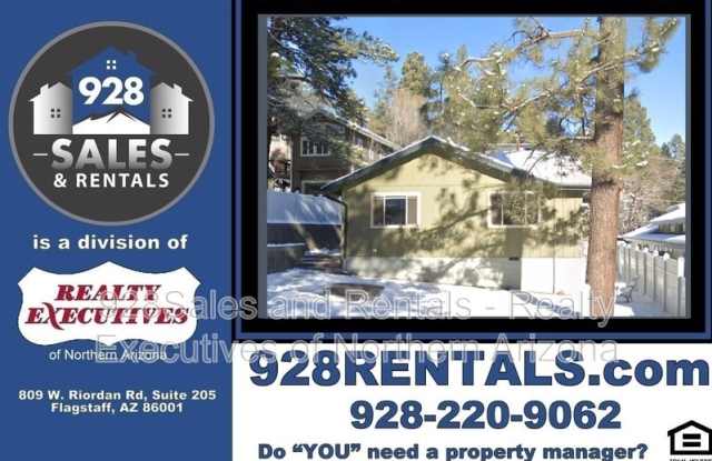 Photo of 906 W Summit