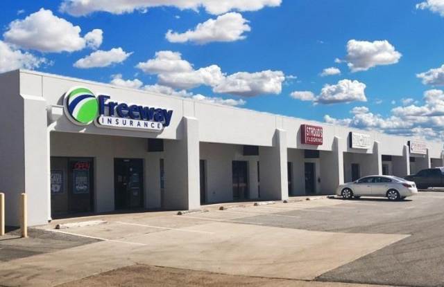 3404 S Southwest Loop 323