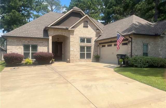 Photo of 100 Newport Avenue