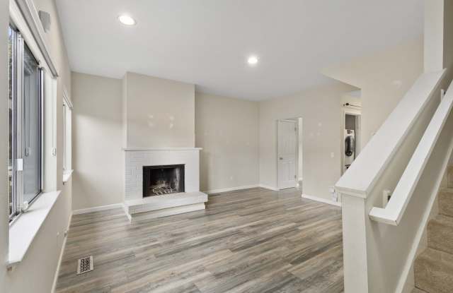 3858 Maybelle Avenue - 1