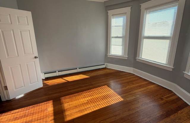 Photo of 76 Hamilton Street - 2E