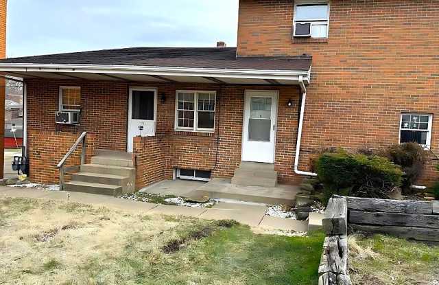 Photo of 106 Columbus Way