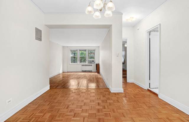 10240 67th Dr Apt 1L