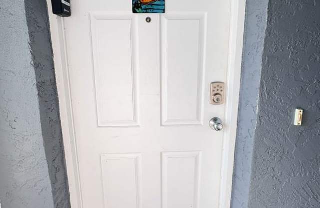 Fully Furnished Two Bedroom Long Term Beach Apartment for Rent