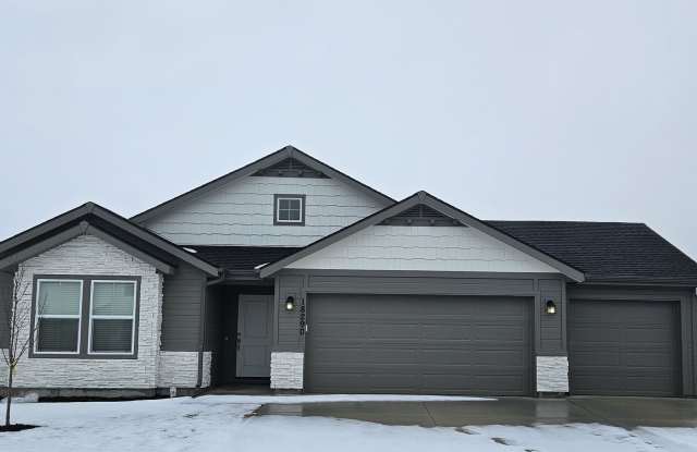 New To Rental Market - Brand New Home 14 Month Lease