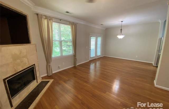 16623 Commons Creek Drive