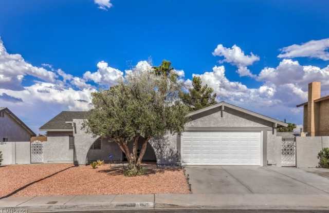 1825 Runningbear Drive