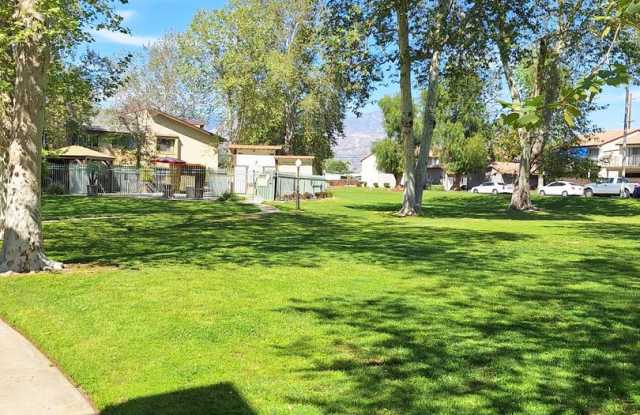 Photo of **Move in Special ** , 2 Bed / 1 Bath in the City of Redlands