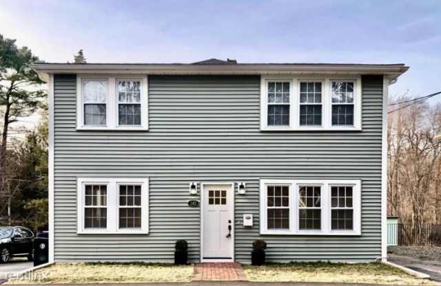 140 Ames St 2 - 140 Ames Street, Sharon, MA 02067