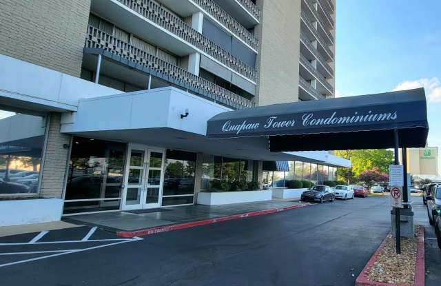 Beautiful Condo In Historic Quapaw Tower