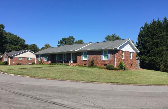 3/2 House in Maplewood $1,795