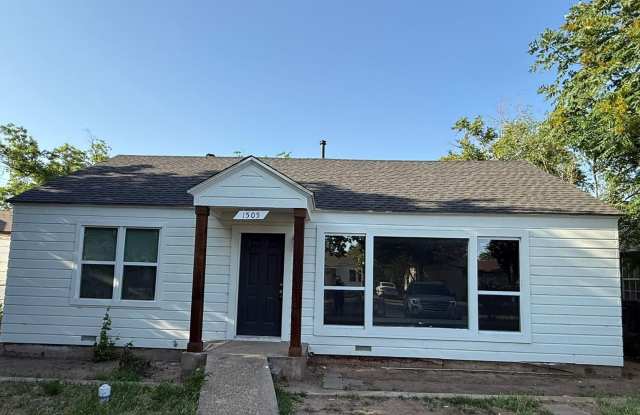 Photo of $0 First Month's Rent / $0 Deposit at Move-in