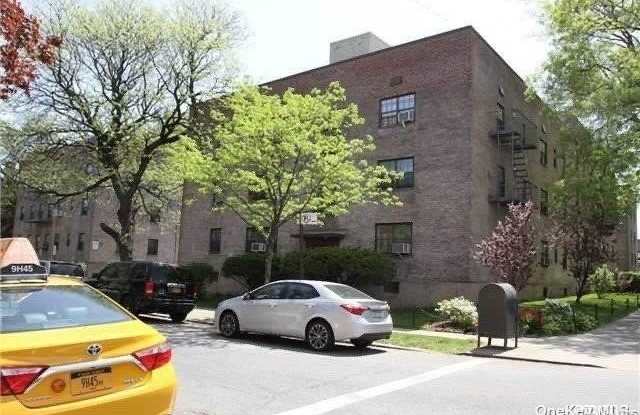 Photo of 144-31 78th Road unit: 3L