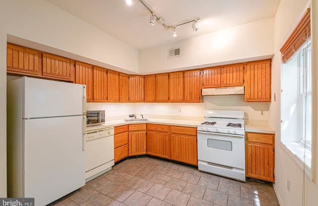 625 S 11TH STREET - 625 South 11th Street, Philadelphia, PA 19147