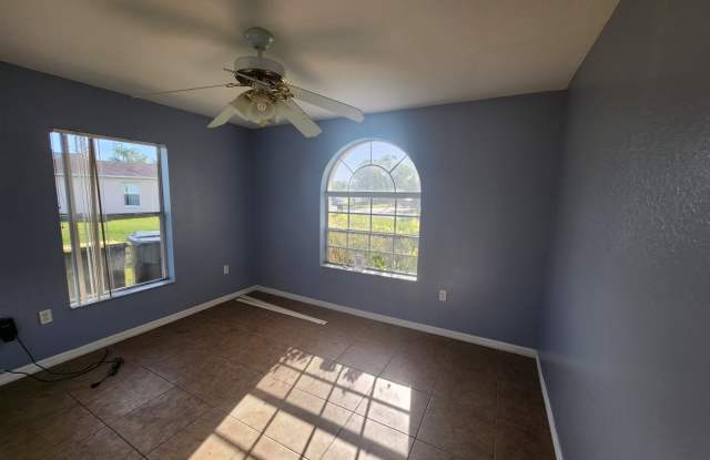 635 Bluebill Ct Unit A